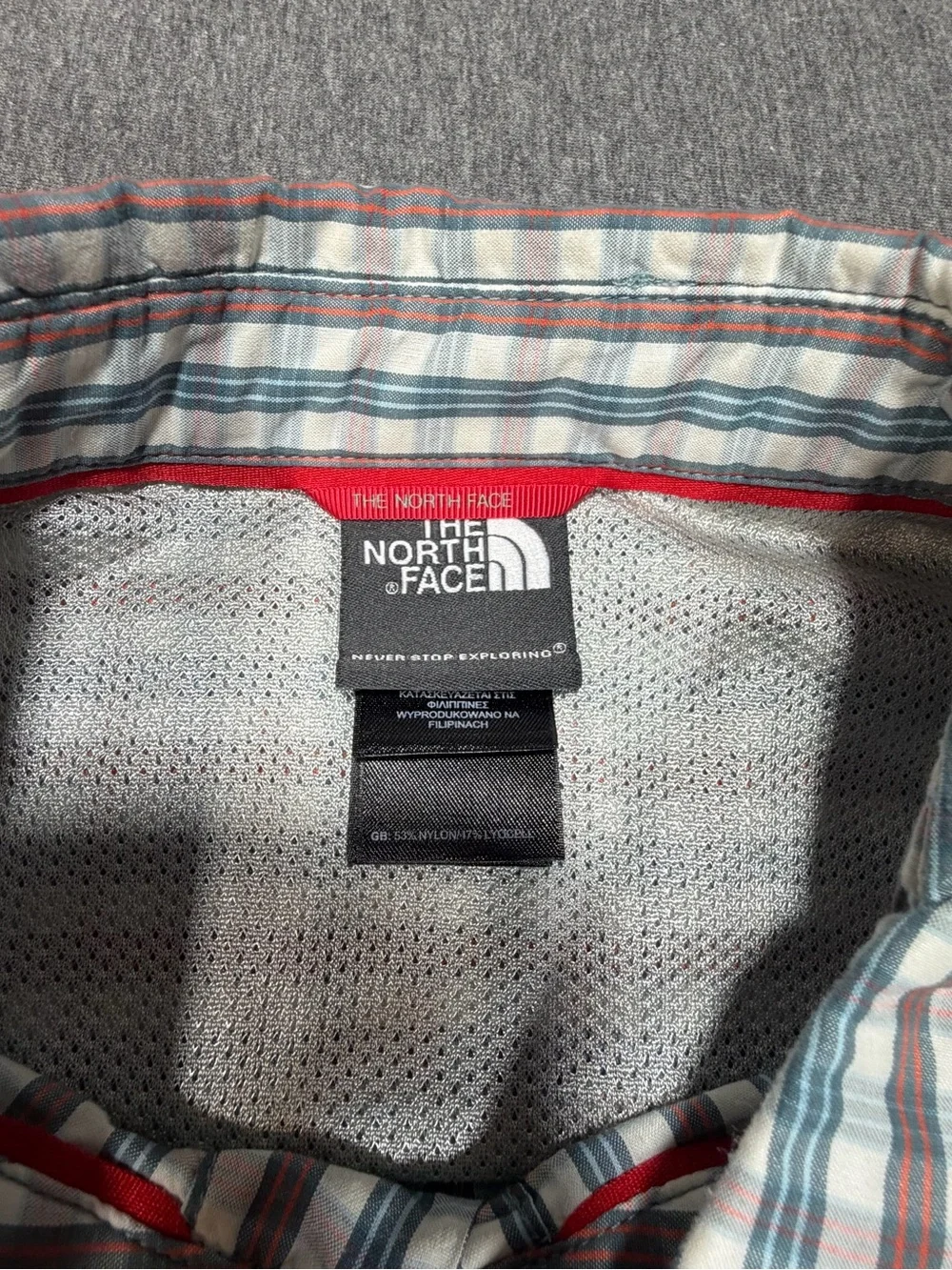 North Face Short Sleeve Button Up Shirt Nylon Woven Performance Mens Large Plaid